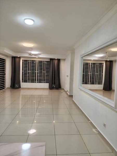 Kondominium untuk Dijual di Atmosfera Kondominium - Ng Hon Keong - Living Room - PropertyGuru.com.my