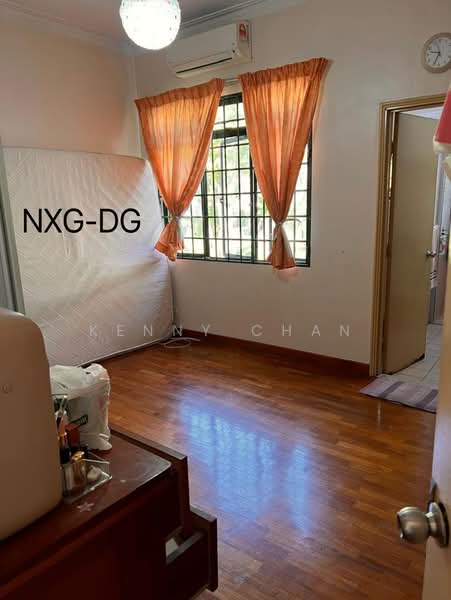 Rumah Banglo untuk Dijual di Bukit Rimau (Shah Alam) - Kenny Chan - Bedroom - PropertyGuru.com.my