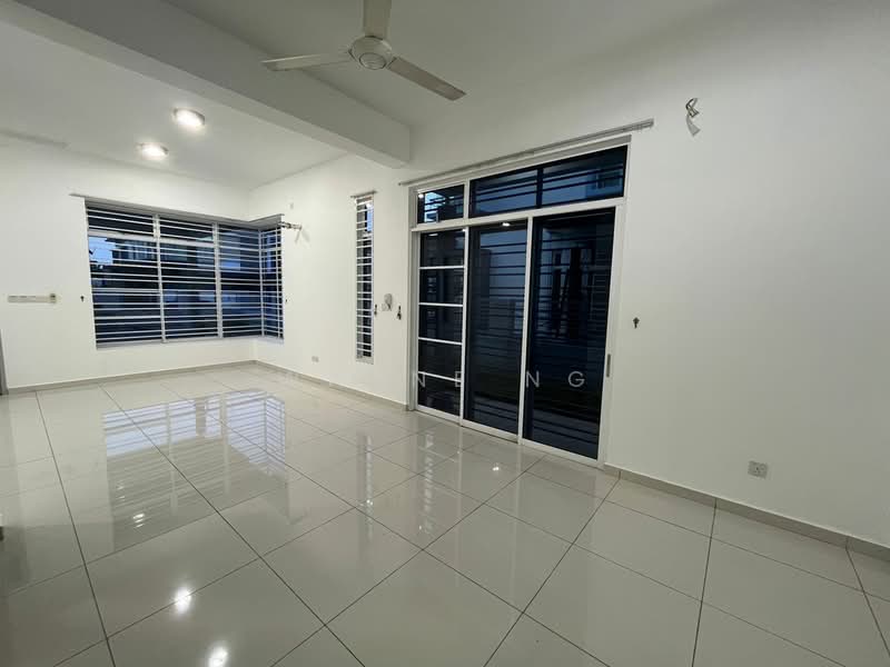 Cluster House for Sale in Bukit Indah (Iskandar Puteri (Nusajaya)) - Wayne Ng - Living Room - PropertyGuru.com.my
