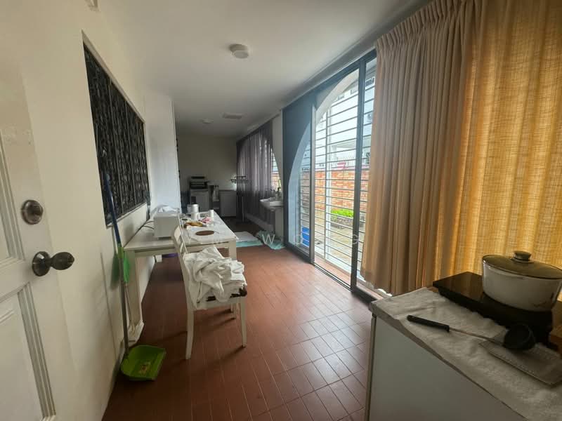 Bungalow for Sale in Johor Bahru (Johor) - Ym Wong - Kitchen - PropertyGuru.com.my