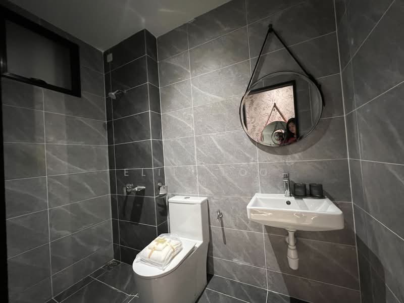 Apartment for Sale at Pinegate Residency Project~Kimlun Land - Eliin Loo - Bathroom - PropertyGuru.com.my