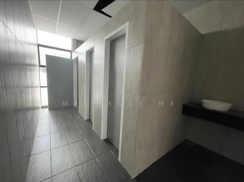 Cluster Factory for Rent in Ulu Tiram (Johor) - Michelle He - Corridor - PropertyGuru.com.my