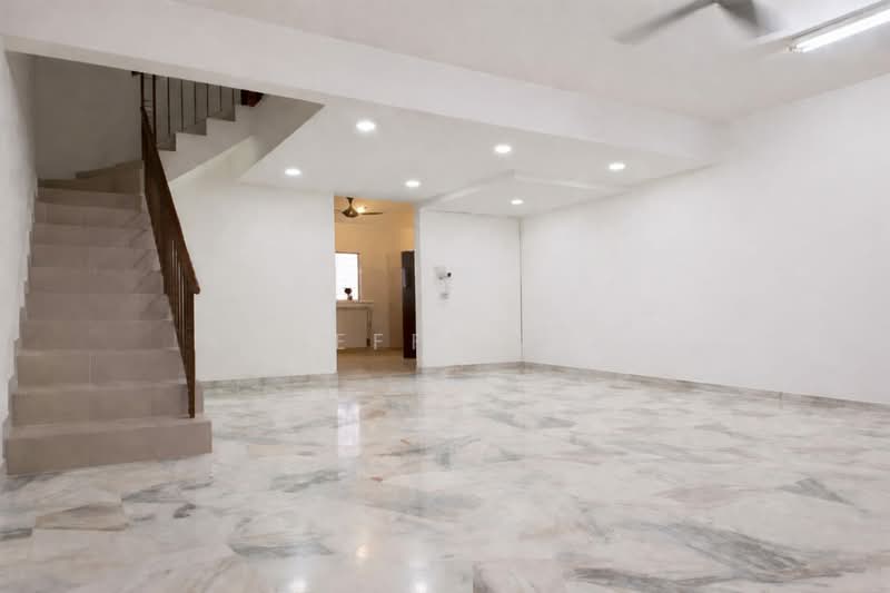 Rumah Teres 2 Tingkat untuk Dijual di Bandar Damai Perdana (Cheras) - Jeff Lai - Living Room - PropertyGuru.com.my