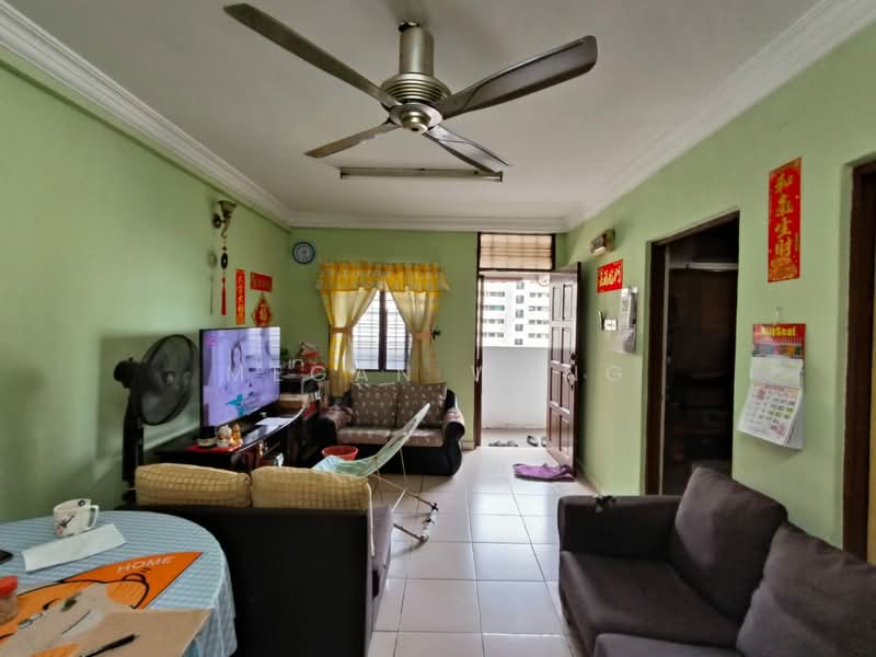 Rumah Flat untuk Dijual di Pelangi Magna - Megan Wong - Living Room - PropertyGuru.com.my