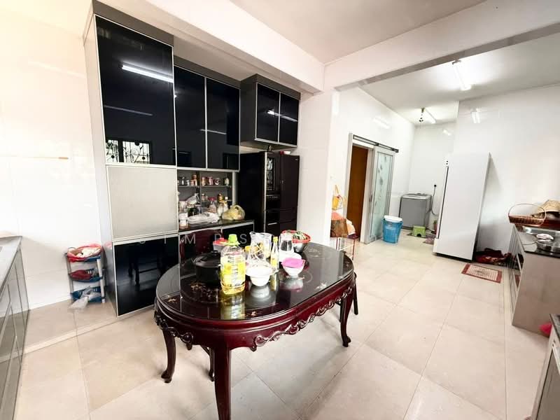 Rumah Berkembar untuk Dijual di Johor Bahru (Johor) - Simpson Poh - Kitchen - PropertyGuru.com.my