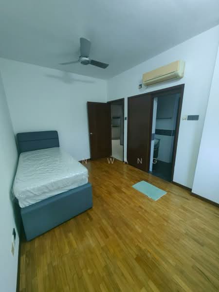 Apartment for Sale at Molek Pine 2 - Jun Wang - Bedroom - PropertyGuru.com.my