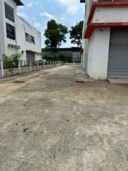Semi-D Factory for Rent in Taman Perindustrian Balakong Jaya (Balakong) - Fanny Wong - Exterior - PropertyGuru.com.my