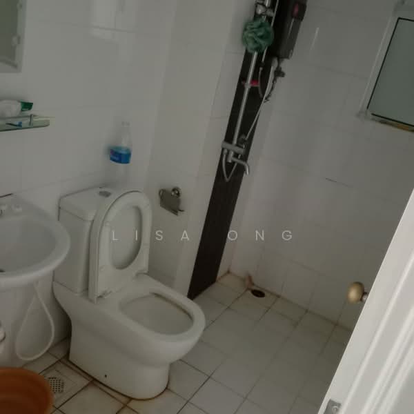 Condominium for Rent at Plaza Menjalara - Lisa Ong - Bathroom - PropertyGuru.com.my