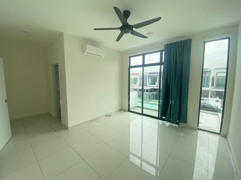 2-storey Terraced House for Rent in Taman Sutera Utama (Skudai) - Simpson Poh - Living Room - PropertyGuru.com.my
