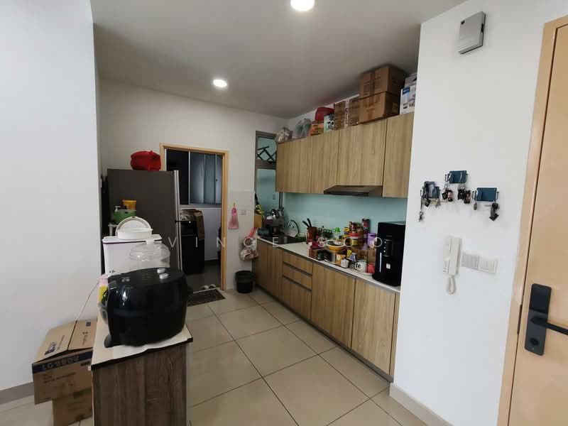 Service Residence for Sale at Meridin Bayvue Serviced Apartment - Vince Soo - Kitchen - PropertyGuru.com.my
