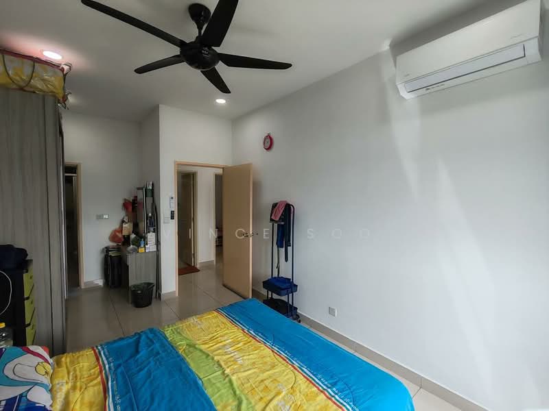 Service Residence for Sale at Meridin Bayvue Serviced Apartment - Vince Soo - Bedroom - PropertyGuru.com.my