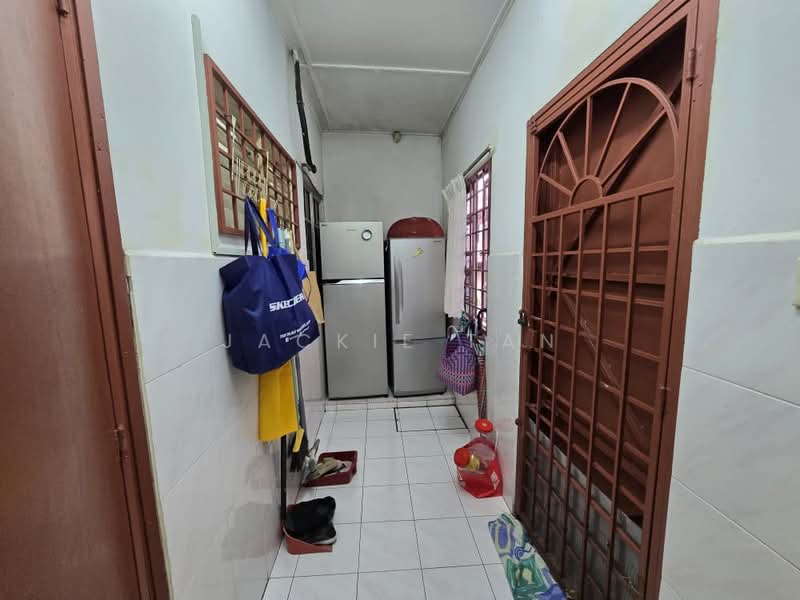Rumah Teres 2 Tingkat untuk Dijual di Kepong (Kuala Lumpur) - Jackie Tan - Entrance - PropertyGuru.com.my