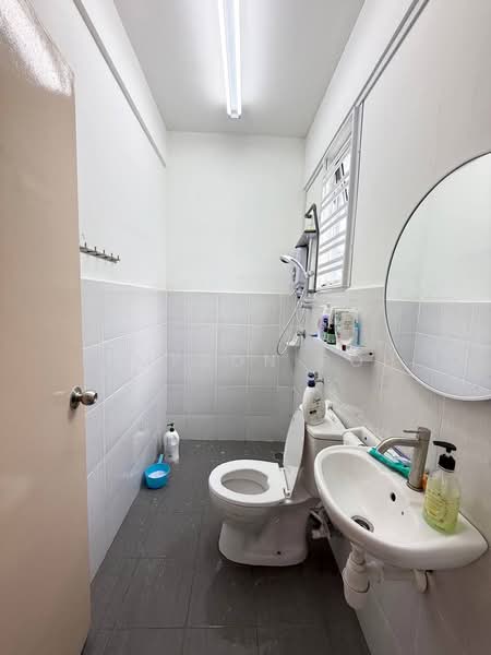 2-storey Terraced House for Sale in Senai (Johor) - Simpson Poh - Bathroom - PropertyGuru.com.my