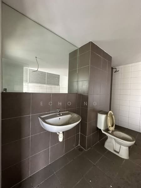 Kondominium untuk Dijual di Midfields - Echo Ng - Bathroom - PropertyGuru.com.my