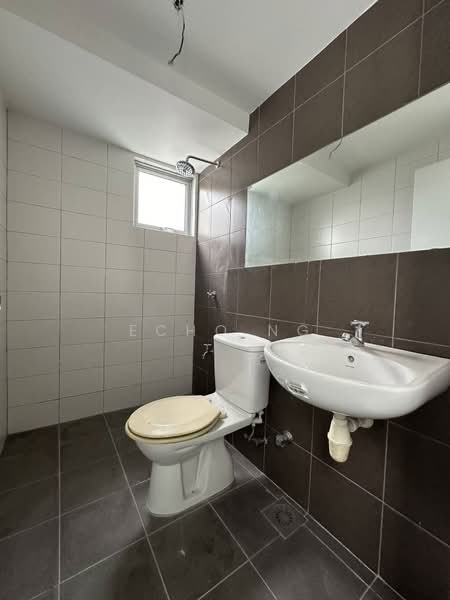 Kondominium untuk Dijual di Midfields - Echo Ng - Bathroom - PropertyGuru.com.my