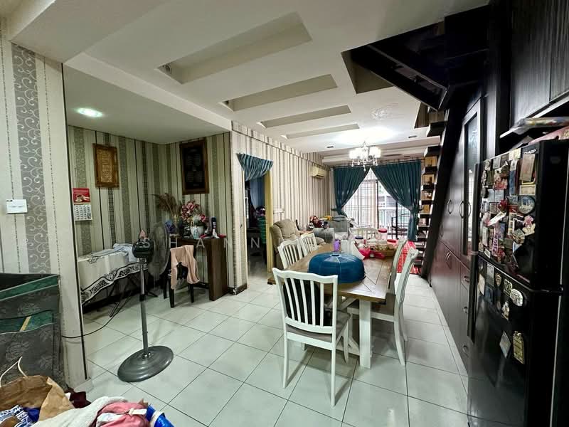 Condominium for Sale at Diamond Residence - Shannie Law - Living Room - PropertyGuru.com.my