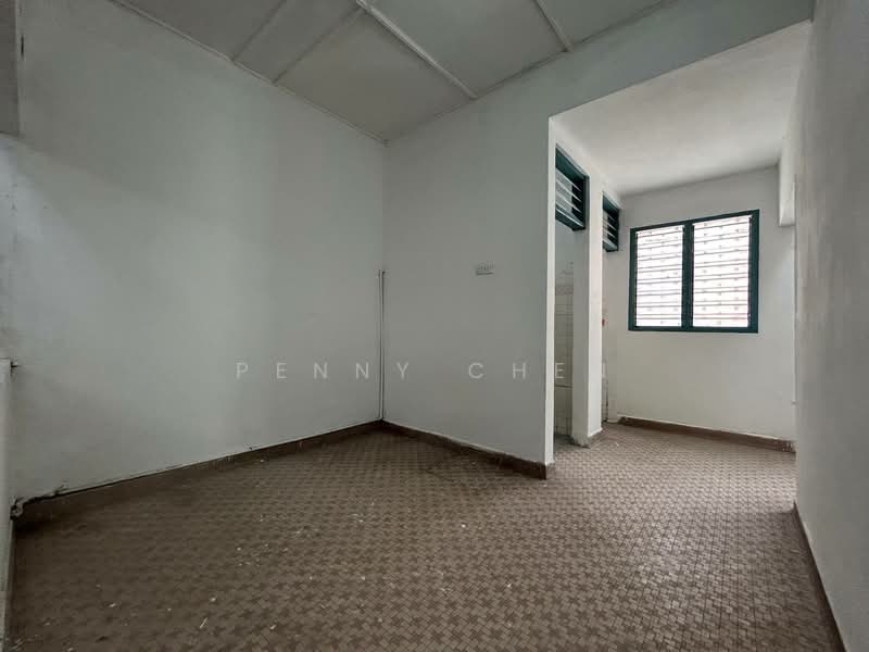 1-storey Terraced House for Sale in Gunung Rapat (Ipoh) - PENNY CHEN - Bedroom - PropertyGuru.com.my