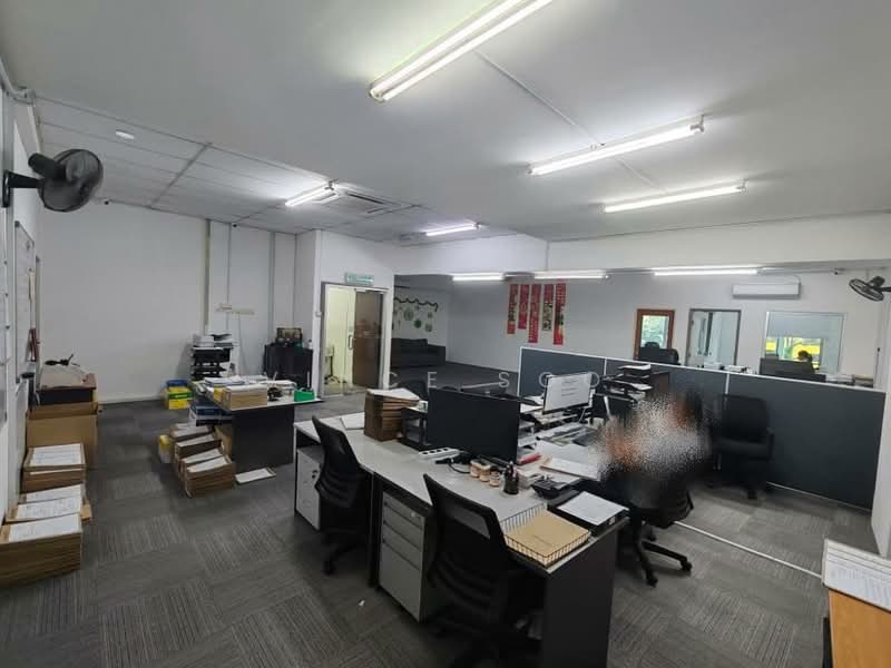 Shop for Sale in Taman Molek (Johor Bahru) - Vince Soo - Interior - PropertyGuru.com.my