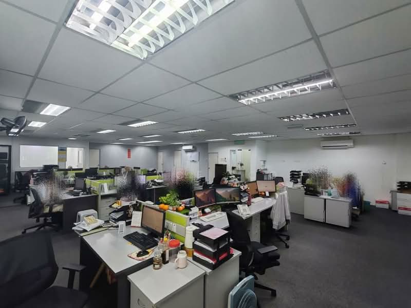 Shop for Sale in Taman Molek (Johor Bahru) - Vince Soo - Interior - PropertyGuru.com.my