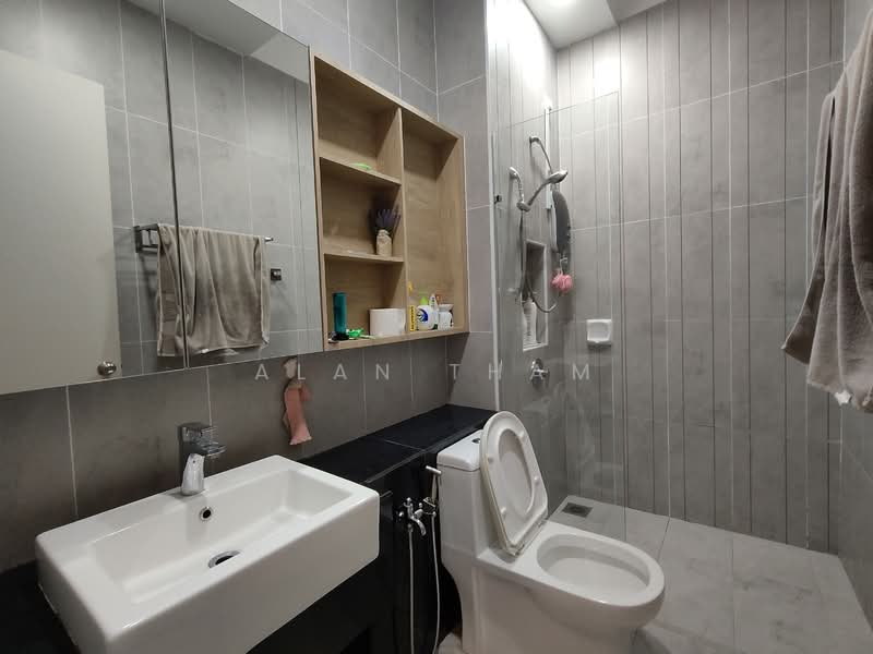 Terraced House for Sale in Johor Bahru (Johor) - Alan Tham - Bathroom - PropertyGuru.com.my