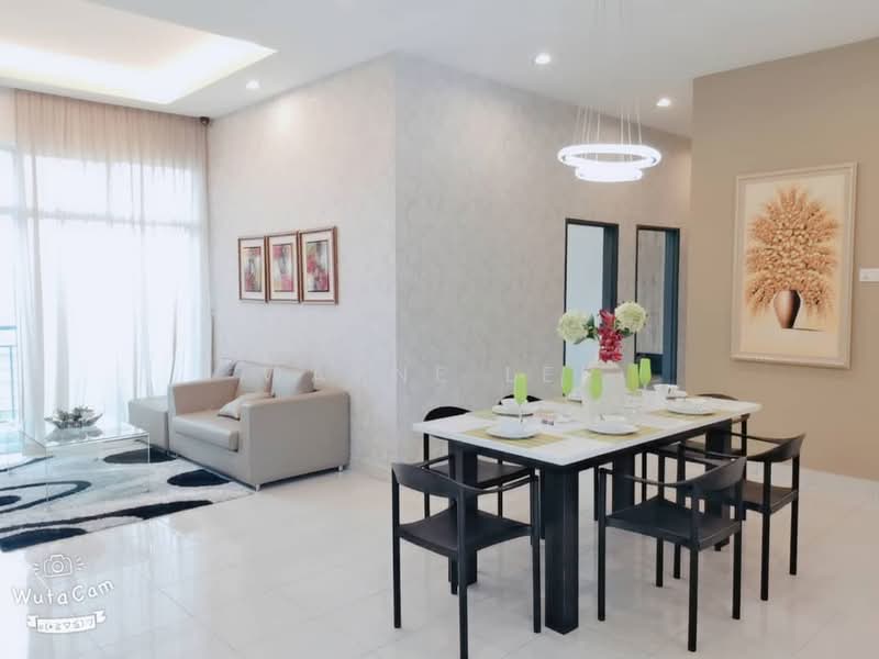 Servis Apartment untuk Dijual di Aliva - Wayne Lee - Living Room - PropertyGuru.com.my