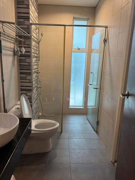Semi-Detached House for Rent in East Ledang (Iskandar Puteri (Nusajaya)) - Li Wei - Bathroom - PropertyGuru.com.my