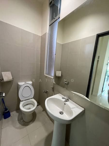 2-storey Terraced House for Rent in Leisure Farm (Gelang Patah) - Rain Ng - Bathroom - PropertyGuru.com.my