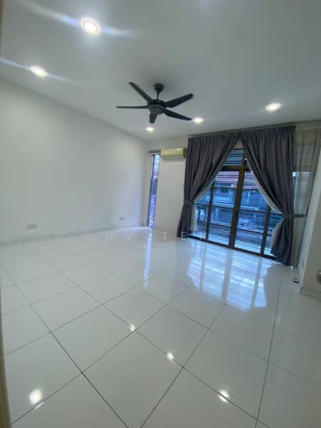 2-storey Terraced House for Rent in Johor Bahru (Johor) - UV Teh - Living Room - PropertyGuru.com.my