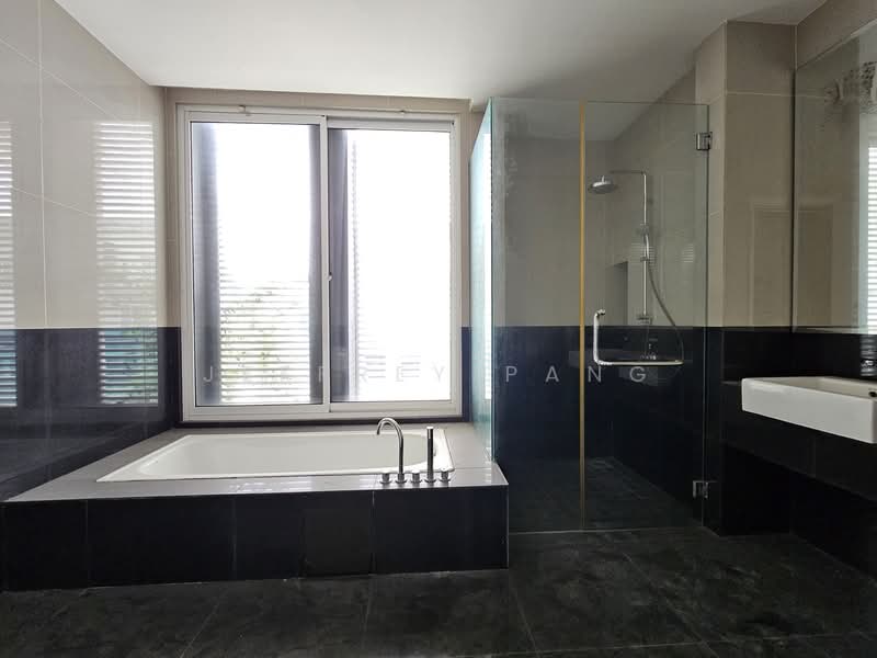 Semi-Detached House for Sale in Bandar Sungai Long (Selangor) - Jeffrey Pang - Bathroom - PropertyGuru.com.my