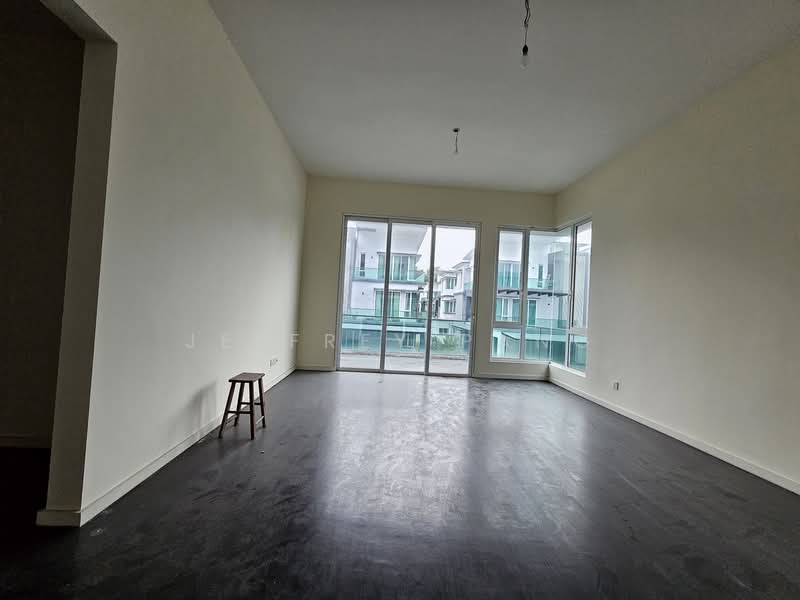 Semi-Detached House for Sale in Bandar Sungai Long (Selangor) - Jeffrey Pang - Living Room - PropertyGuru.com.my