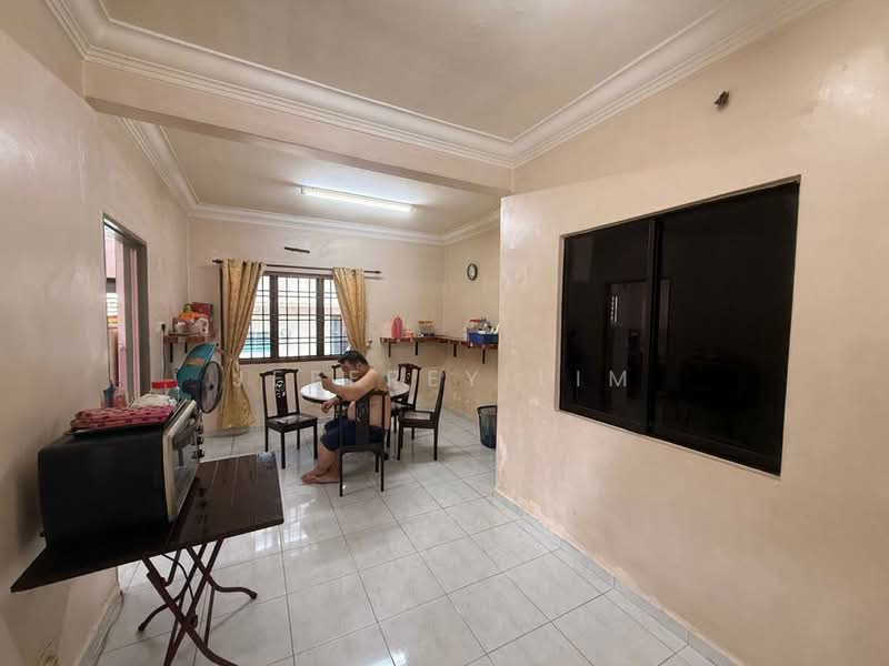 2-storey Terraced House for Sale in Bukit Indah (Iskandar Puteri (Nusajaya)) - Jeffrey Lim - Living Room - PropertyGuru.com.my