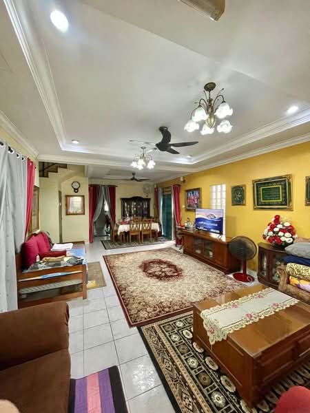 2-storey Terraced House for Sale in Taman Impian Emas (Skudai) - Li Wei - Living Room - PropertyGuru.com.my