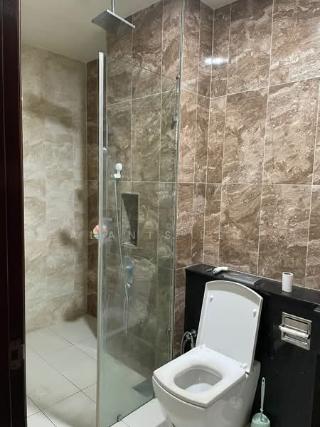 Service Residence for Rent at Paragon Suites @ CIQ - Alanis Lee - Bathroom - PropertyGuru.com.my