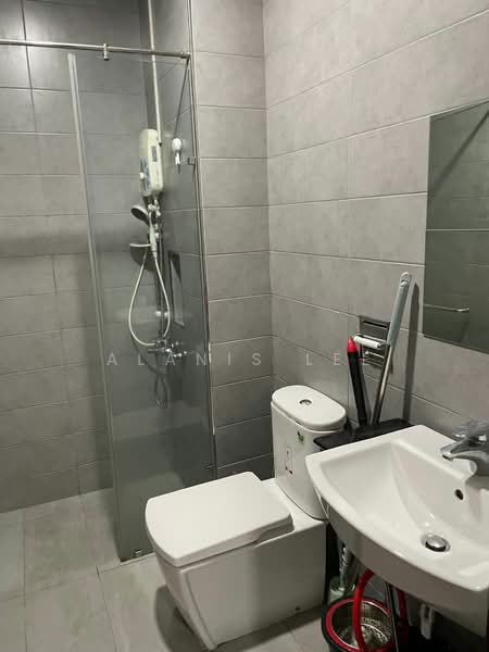 Service Residence for Rent at Paragon Suites @ CIQ - Alanis Lee - Bathroom - PropertyGuru.com.my