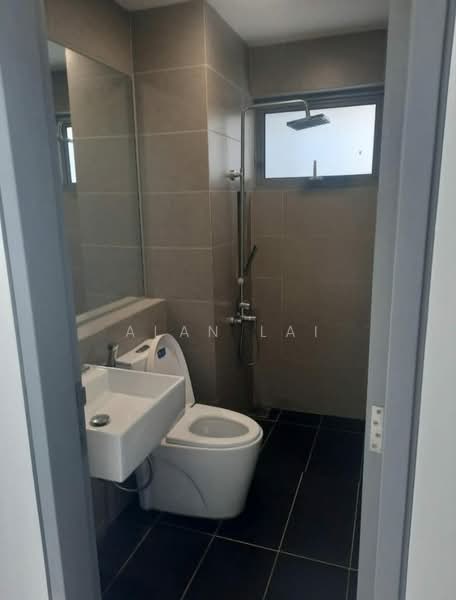Condominium for Sale at Lakefront Residence - Alan Lai - Bathroom - PropertyGuru.com.my