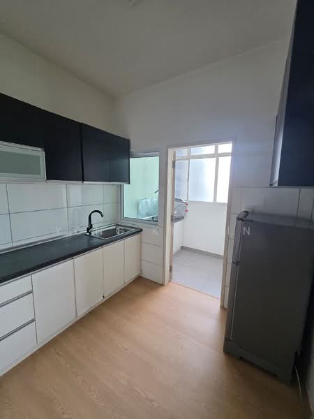 Condominium for Rent at The Holmes 1 - Yong Kelvin - Kitchen - PropertyGuru.com.my