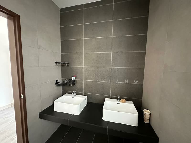 2-storey Terraced House for Rent in Taman Putra Prima (Puchong) - Apple Chang - Bathroom - PropertyGuru.com.my