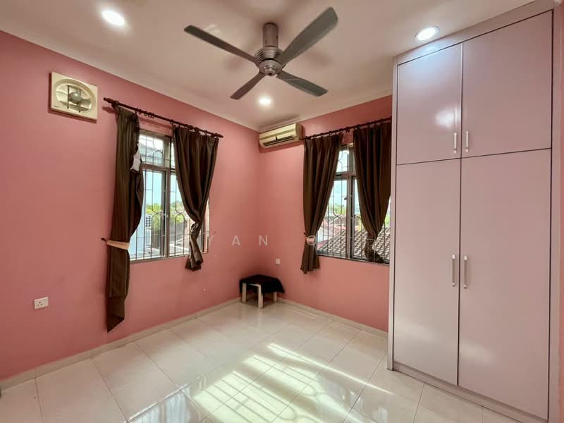Rumah Berkembar untuk Dijual di Taman Berjaya (Alor Setar) - Ryan Ooi - Bedroom - PropertyGuru.com.my