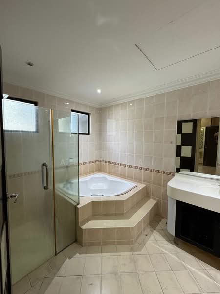 Condominium for Rent at D'Melor Condominium - Alan Lai - Bathroom - PropertyGuru.com.my