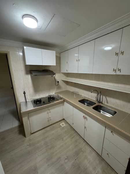 Condominium for Rent at D'Melor Condominium - Alan Lai - Kitchen - PropertyGuru.com.my
