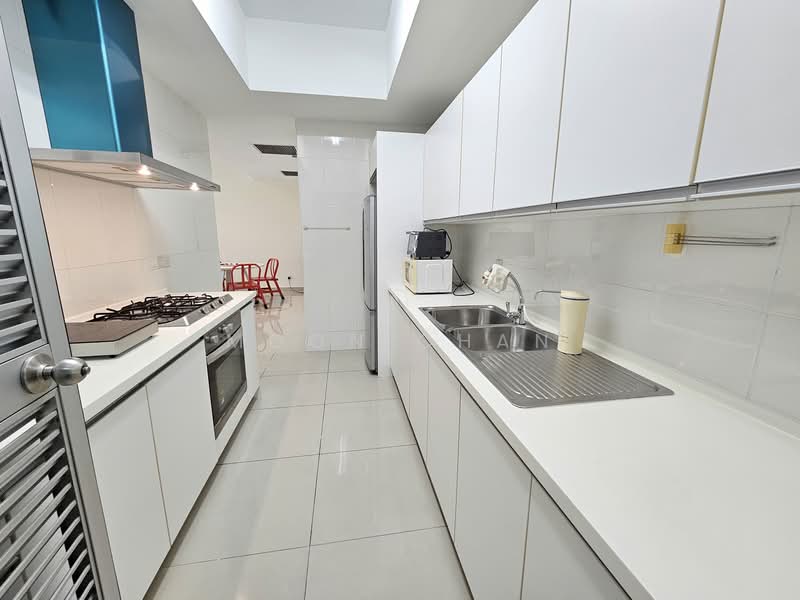 Servis Apartment untuk Dijual di Solaris Dutamas - Moon Chan - Kitchen - PropertyGuru.com.my