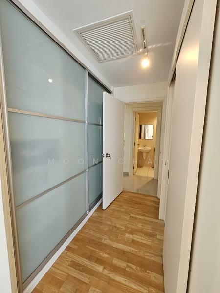 Servis Apartment untuk Dijual di Solaris Dutamas - Moon Chan - Corridor - PropertyGuru.com.my