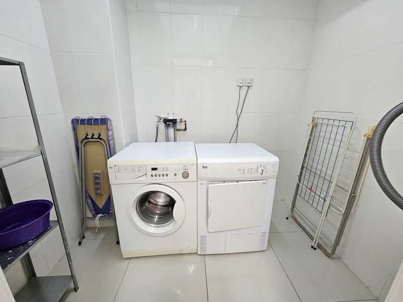 Servis Apartment untuk Dijual di Solaris Dutamas - Moon Chan - Interior - PropertyGuru.com.my
