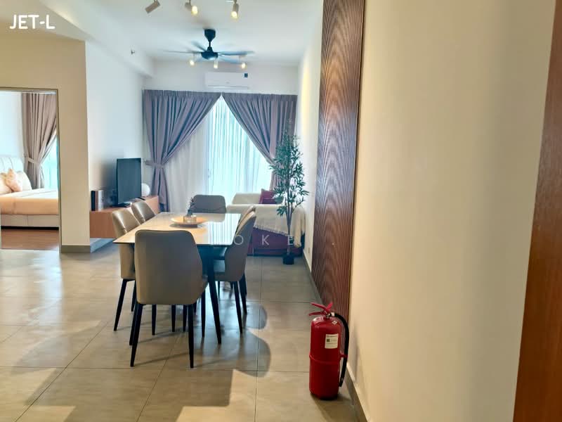 Service Residence for Sale at SUNSURIA FORUM SERVICED APARTMENT - Loke . - Living Room - PropertyGuru.com.my