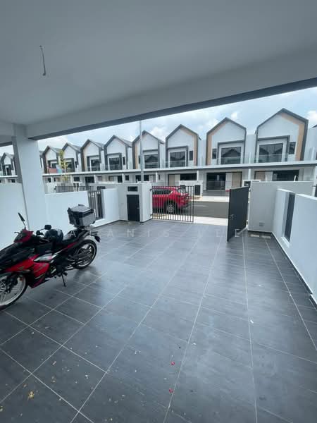 2-storey Terraced House for Rent in Johor Bahru (Johor) - Alanis Lee - Exterior - PropertyGuru.com.my