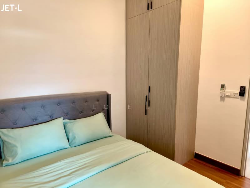 Service Residence for Sale at SUNSURIA FORUM SERVICED APARTMENT - Loke . - Bedroom - PropertyGuru.com.my