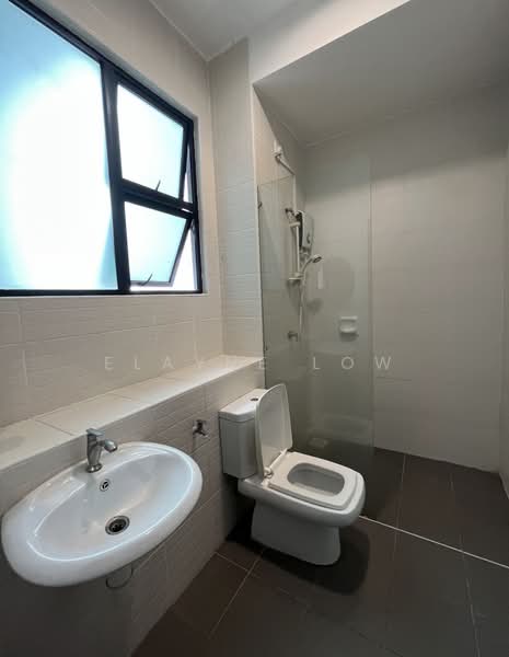 Service Residence for Sale at The Sky Executive Suites - Elayne Low - Bathroom - PropertyGuru.com.my