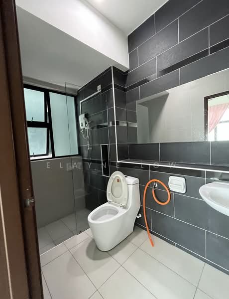 Service Residence for Sale at The Sky Executive Suites - Elayne Low - Bathroom - PropertyGuru.com.my