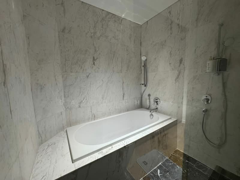 Servis Apartment untuk Disewa di Menara Oxley - David Cheok - Bathroom - PropertyGuru.com.my