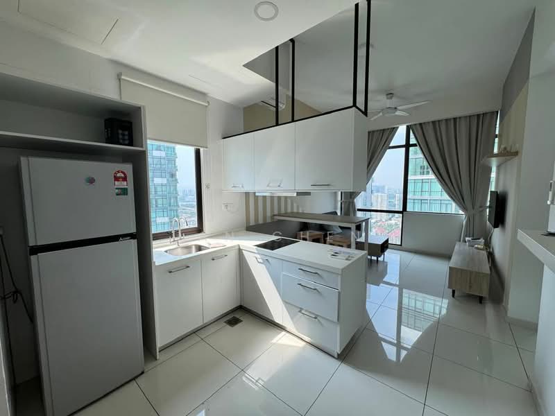 Service Residence for Sale at Wave @ Marina Cove - Ian Chen - Kitchen - PropertyGuru.com.my